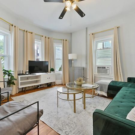 The Maverick - Luxurious Apartment - Free Parking - 2 Miles From Boston Logan Airport Челси Экстерьер фото