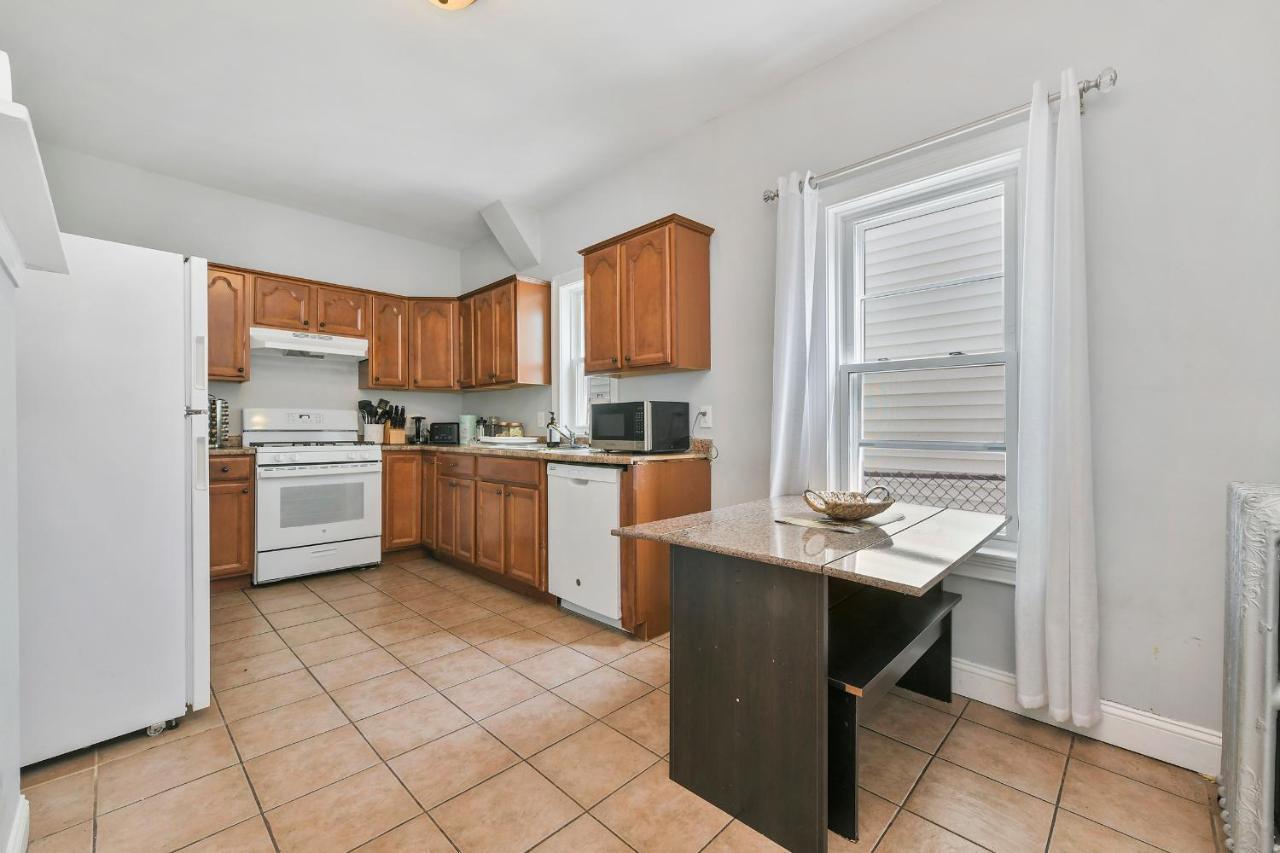 The Maverick - Luxurious Apartment - Free Parking - 2 Miles From Boston Logan Airport Челси Экстерьер фото