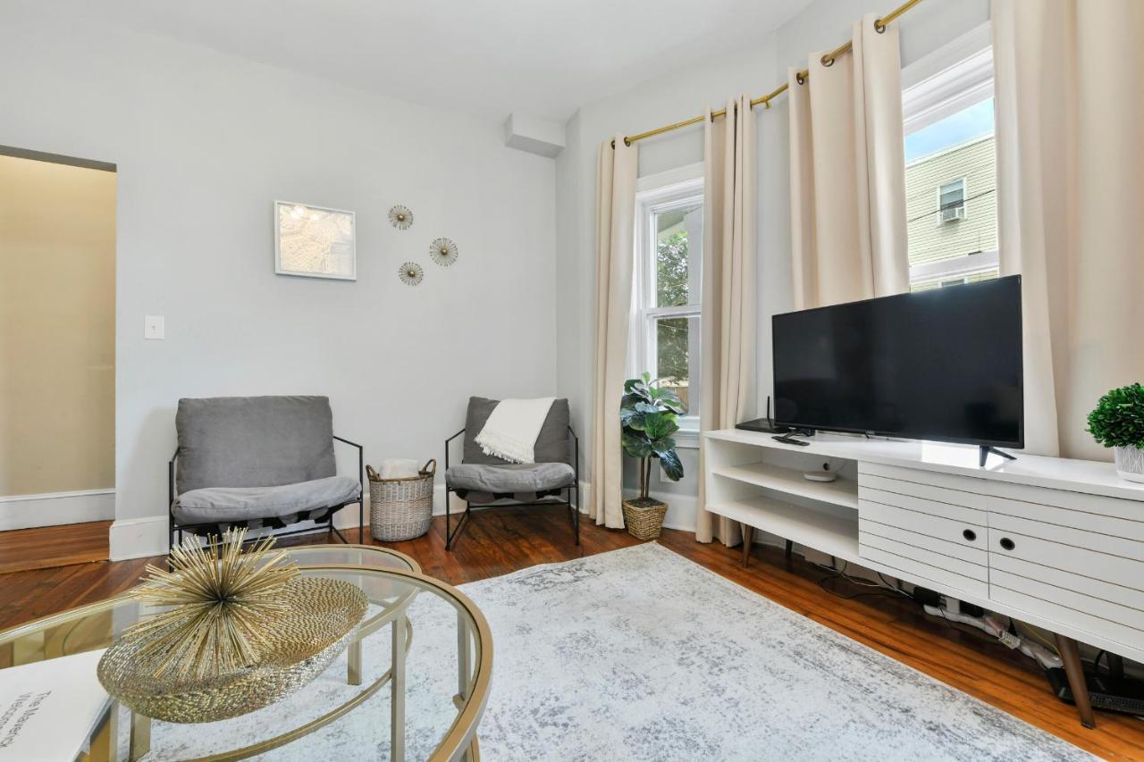 The Maverick - Luxurious Apartment - Free Parking - 2 Miles From Boston Logan Airport Челси Экстерьер фото